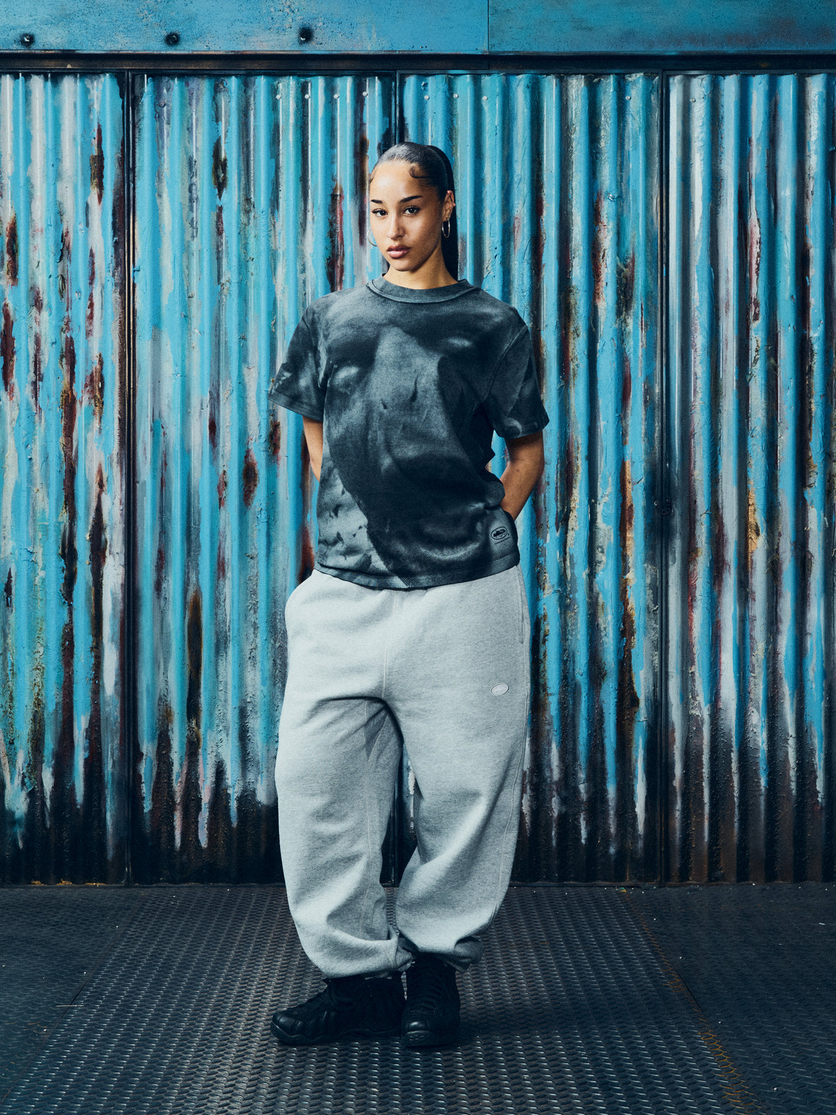 YOU KNOW WHO HEAVYWEIGHT TEE [BLACK]