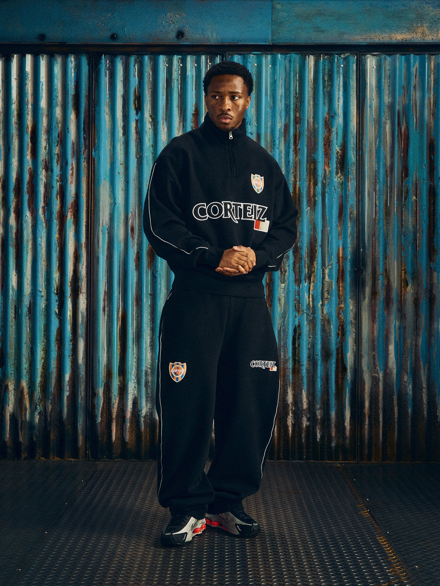 GIAPPONESE QUARTER ZIP [BLACK]