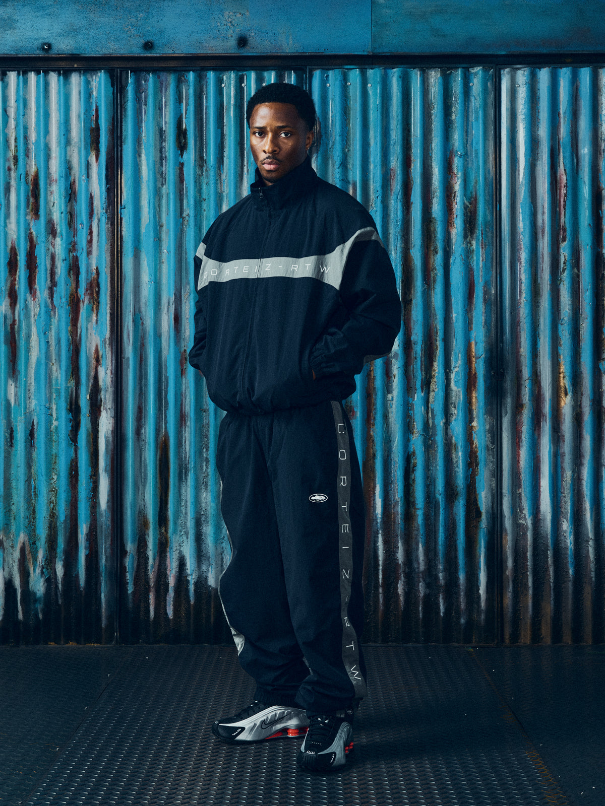 STRATA SHUKU JACKET [BLACK]